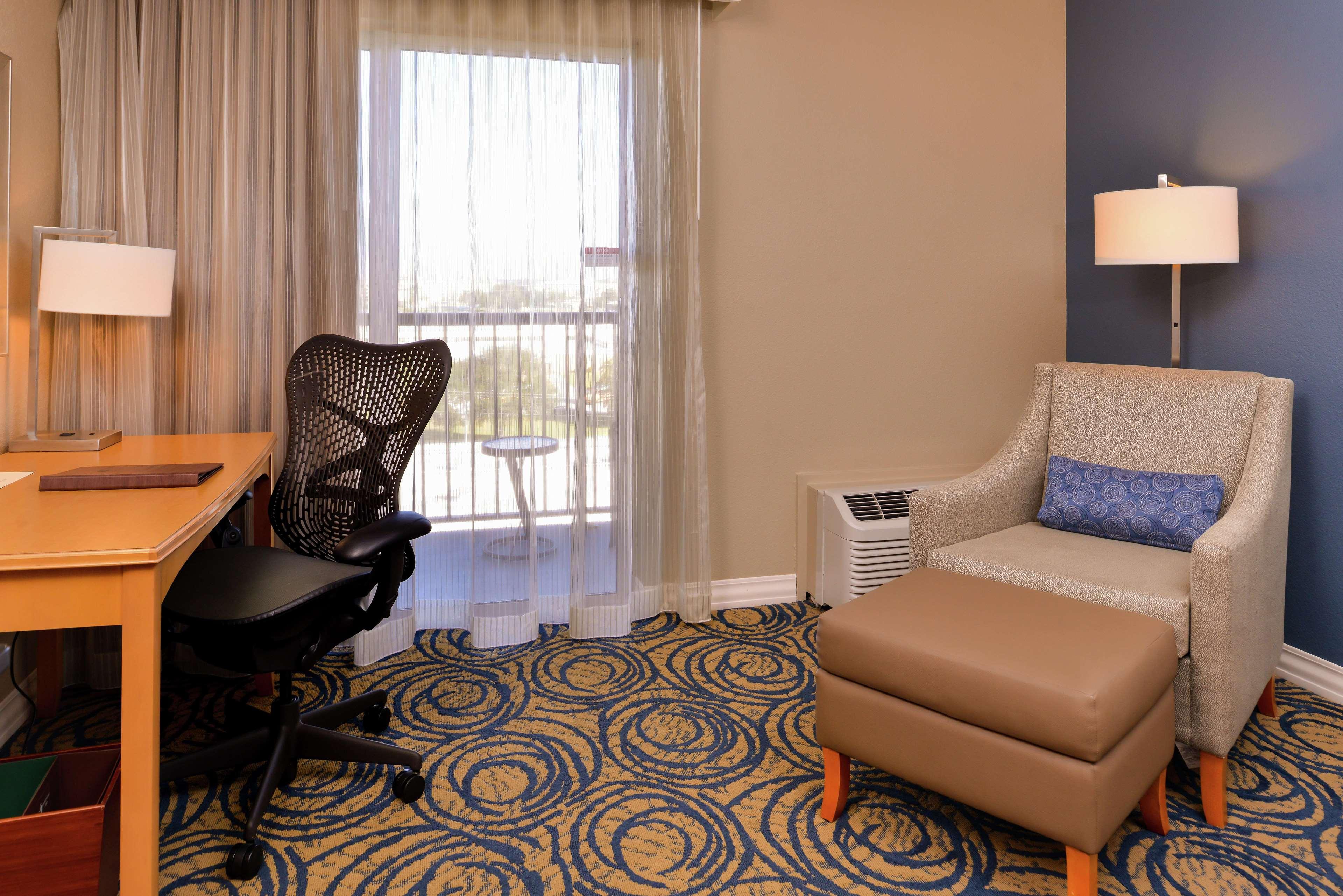 Doubletree By Hilton Hotel Tampa Airport-Westshore Екстер'єр фото