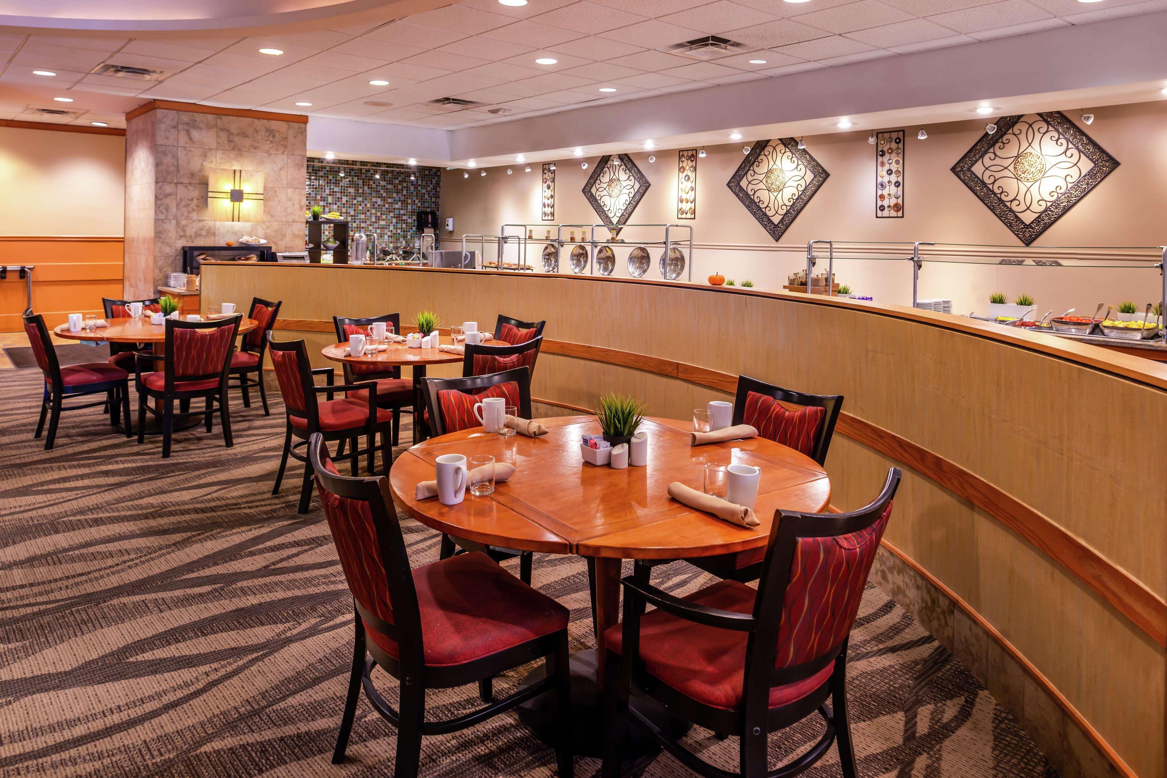 Doubletree By Hilton Hotel Tampa Airport-Westshore Екстер'єр фото