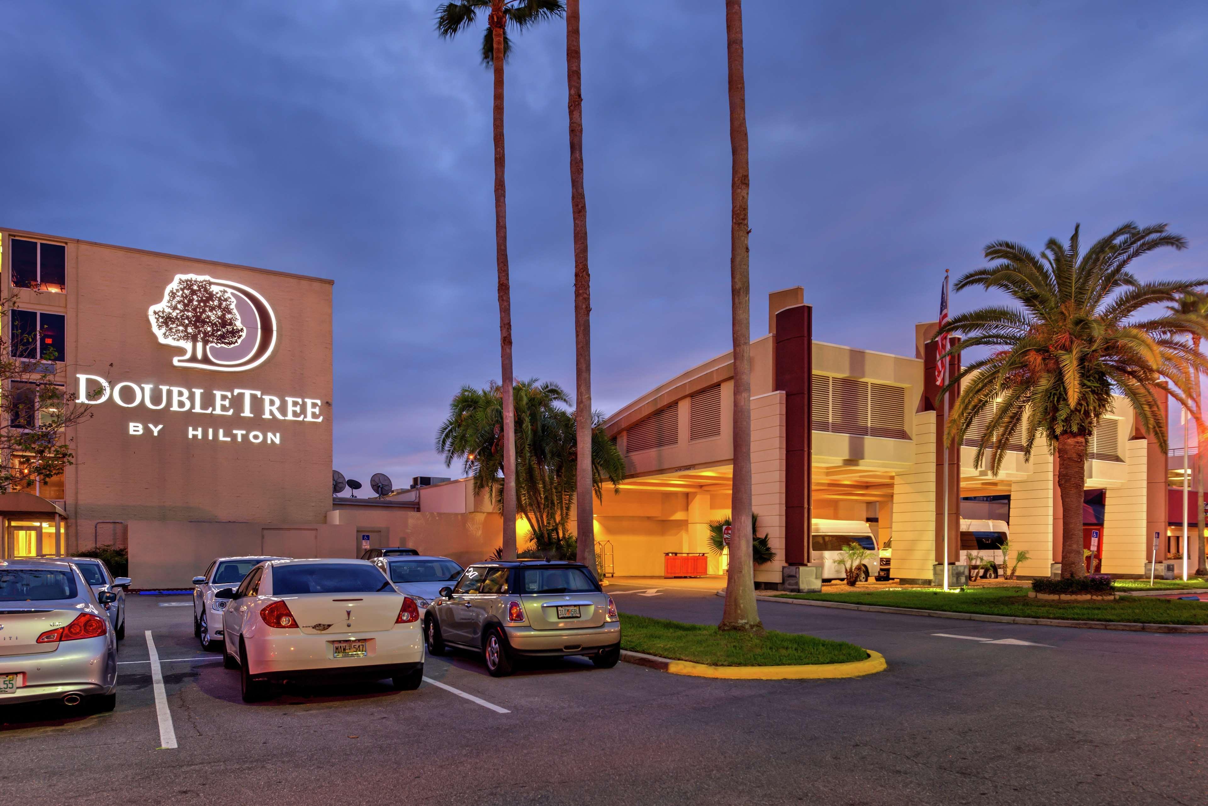 Doubletree By Hilton Hotel Tampa Airport-Westshore Екстер'єр фото